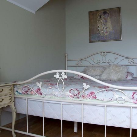 Kuressaare Romantic Apartment מראה חיצוני תמונה