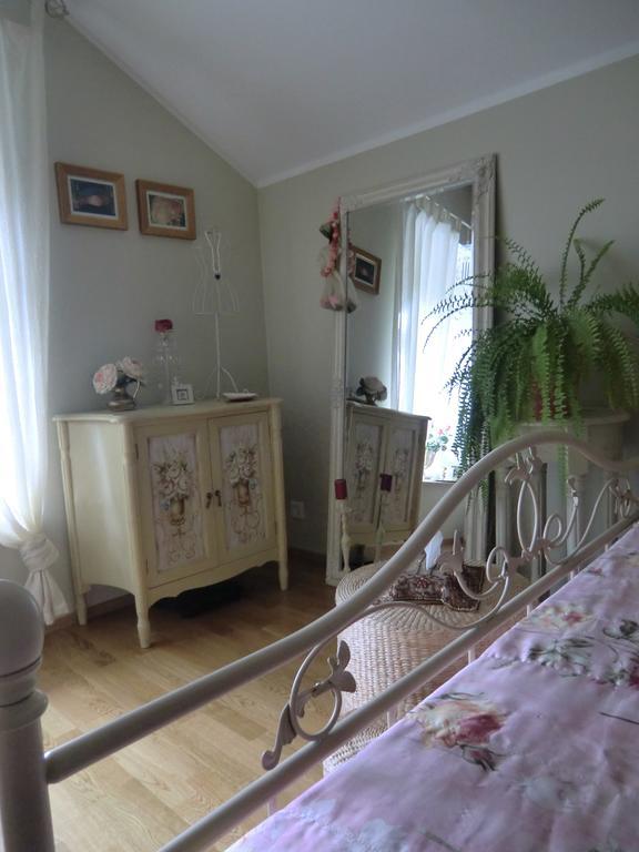 Kuressaare Romantic Apartment מראה חיצוני תמונה