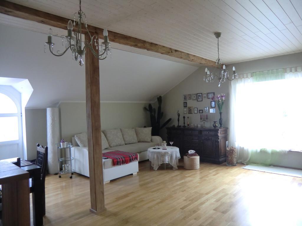 Kuressaare Romantic Apartment מראה חיצוני תמונה