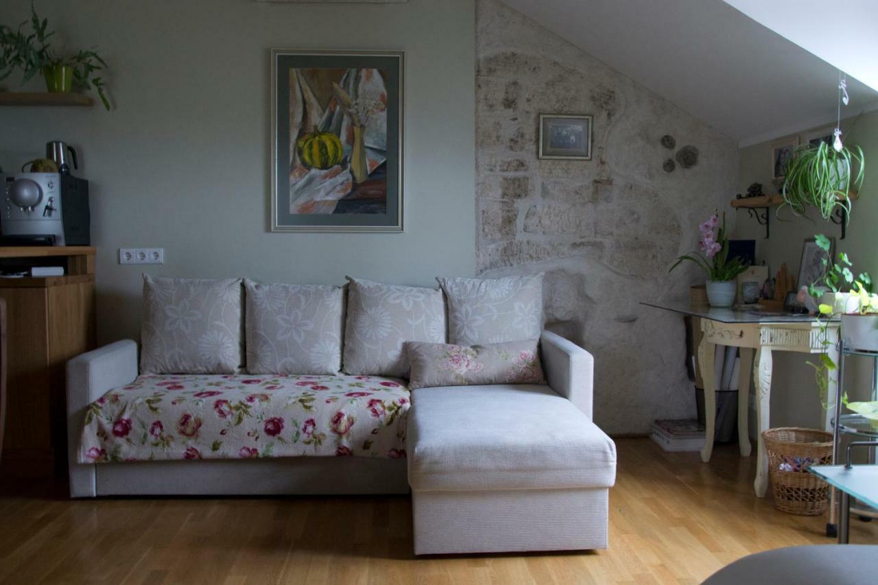 Kuressaare Romantic Apartment מראה חיצוני תמונה