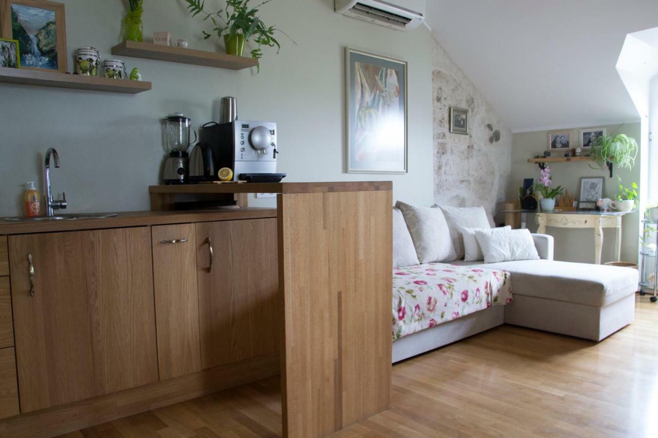 Kuressaare Romantic Apartment מראה חיצוני תמונה